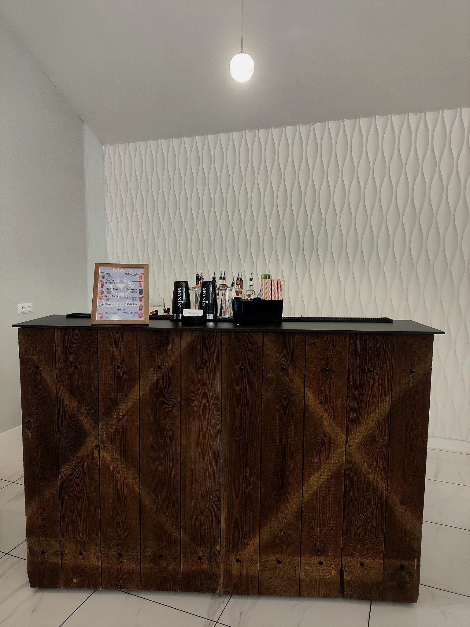 Drewniany Bar Rustykalny Diamond Rustic Wood